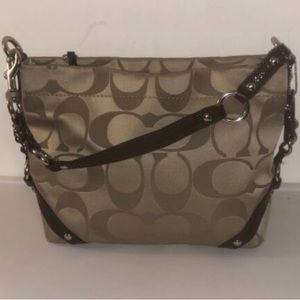 Coach F15250 Carly Sateen
Signature Hobo Hand / Shoulder Purse